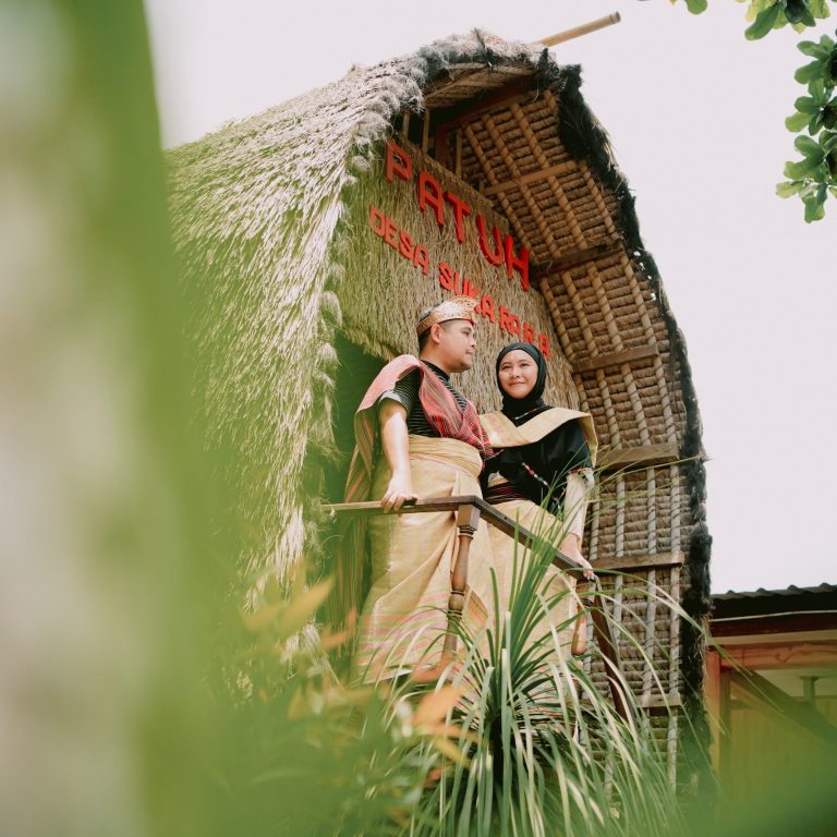 Paket Honeymoon Lombok 4H3M A